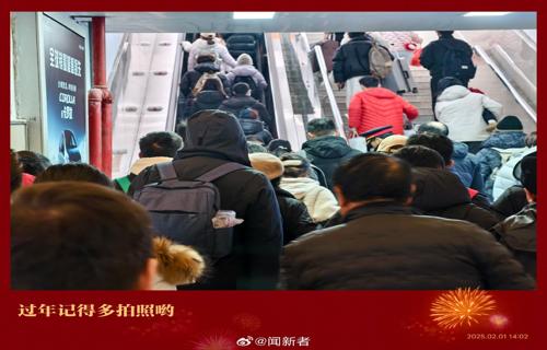 习近平辽宁葫芦岛市关心受灾民众
